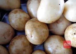 东北酱土豆的做法图解1