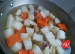 萝卜牛肉汤的做法图解2