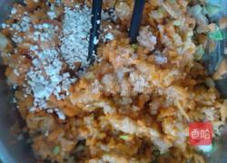 胡萝卜瘦肉酿苦瓜的做法图解2