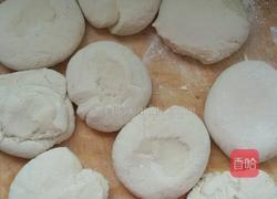 老面肥艽菜蒸饺的做法图解4