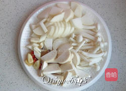 菌汤的做法图解3