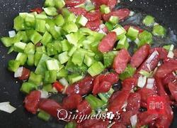 腊肠苦瓜炒米饭的做法图解6