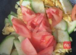 西葫芦炒西红柿的做法图解7