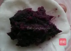 Crystal Purple Sweet Potato Cake Recipe Illustration 7