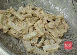 金牌蒜香骨的做法图解2