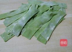 油泼菠菜片片的做法图解2