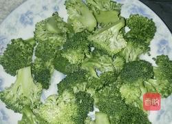 红烧鹌鹑蛋的做法图解1