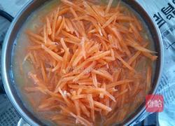 胡萝卜鸡蛋羹的做法图解4