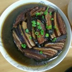 梅菜鳗鱼扣肉的做法[图]