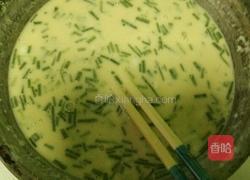 香葱鸡蛋煎饼卷凉拌菜的做法图解1