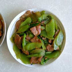 莴笋炒腊肉的做法[图]