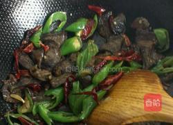 爆炒辣肺子的做法图解3