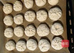 芹菜包子的做法图解10