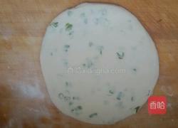 葱花饼。的做法图解6