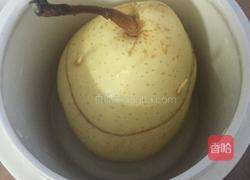 川贝冰糖炖雪梨的做法图解3