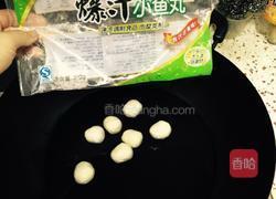 爆汁鱼丸莼菜汤的做法图解1