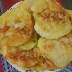 土豆泥虾仁火腿煎饼的做法[图]