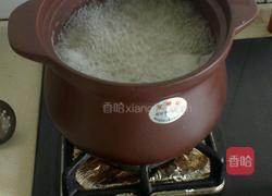 冰糖银耳炖雪梨的做法图解6