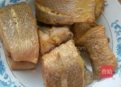 炖黄鱼、的做法图解3