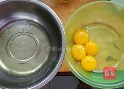 梅花蛋糕的做法图解1