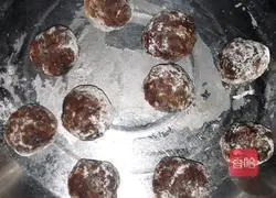 Illustration of how to make rose flower cake 6