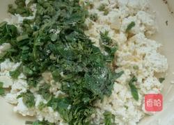 香椿拌豆腐。的做法图解4