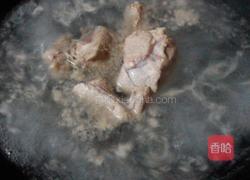 生地熟地黑豆汤的做法图解2