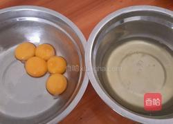 8寸戚风蛋糕的做法图解1