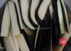 茄子扣肉的做法图解3