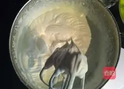 Illustration of how to make the ultimate sweet pea mousse 7