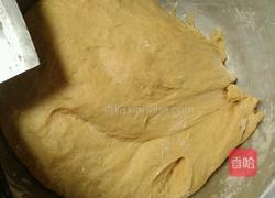 香甜芝麻卷的做法图解1