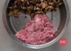 香菇肉酿尖椒的做法图解2