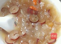 枸杞红枣银耳汤的做法图解7