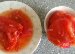 西红柿水晶蒸饺。的做法图解2