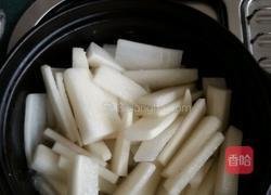 萝卜燜大白菜的做法图解3