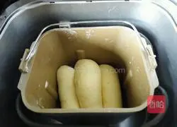 Custard Super Soft Toast Recipe Illustration 10