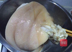 水晶肘子的做法图解3