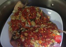 剁椒鱼头的做法图解7