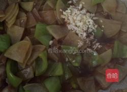 蒜香蚝油土豆片的做法图解7