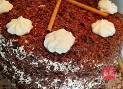 黑森林蛋糕的做法图解3