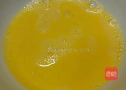 蛋包香肠卷的做法图解1