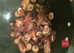 香辣排骨烧香菇的做法图解5