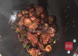 香辣排骨烧香菇的做法图解7