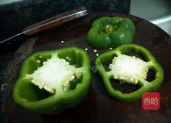 青椒煎鸡蛋圈的做法图解1