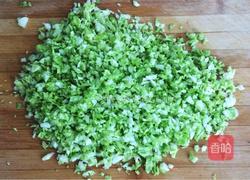 茶树菇酱肉包的做法图解1