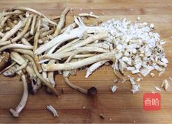茶树菇酱肉包的做法图解3