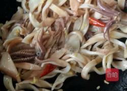 韭菜炒墨鱼。的做法图解5