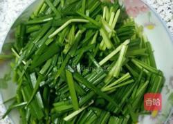 韭菜炒豆腐干的做法图解2