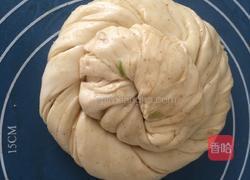 葱香金丝饼的做法图解7