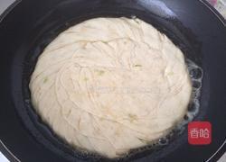 葱香金丝饼的做法图解9